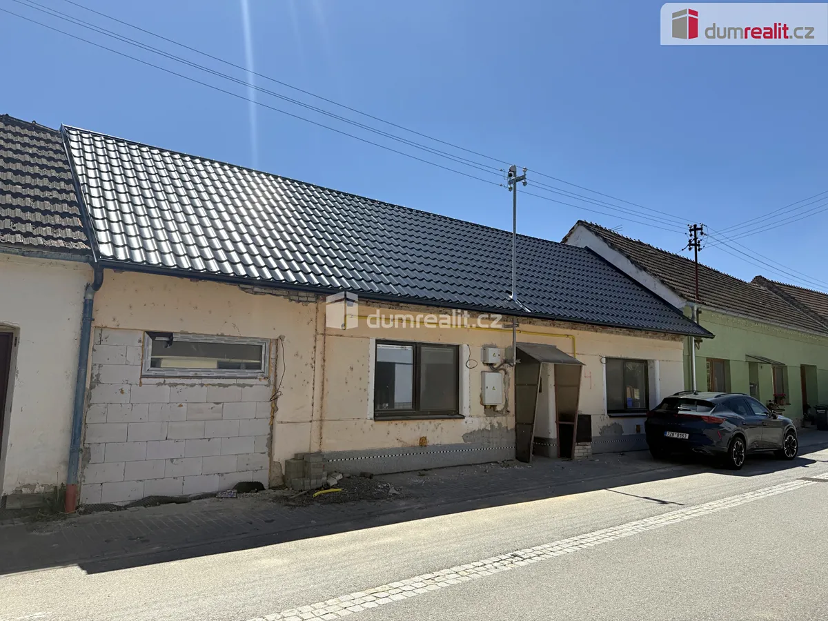 Prodej rodinného domu 100 m², pozemek 213 m²